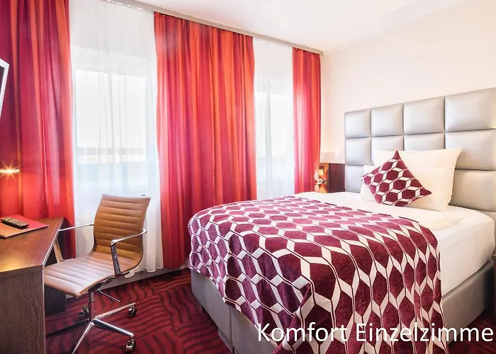 Koenigshof Hauptbahnhof Superior