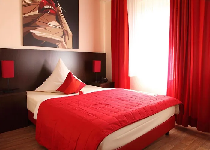 Koenigshof Hauptbahnhof Superior 3*