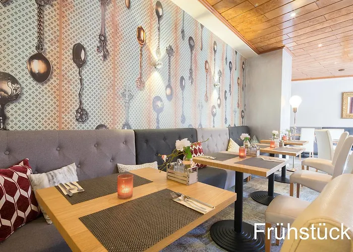 Koenigshof Hauptbahnhof Superior 3*