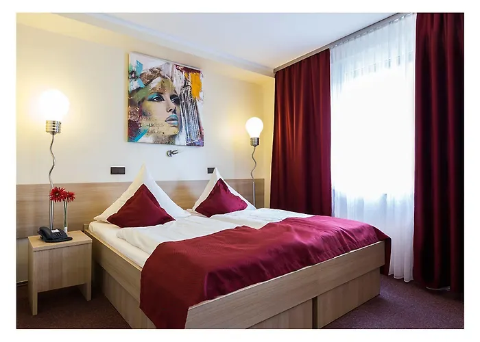 Koenigshof Hauptbahnhof Superior Hotel 3*
