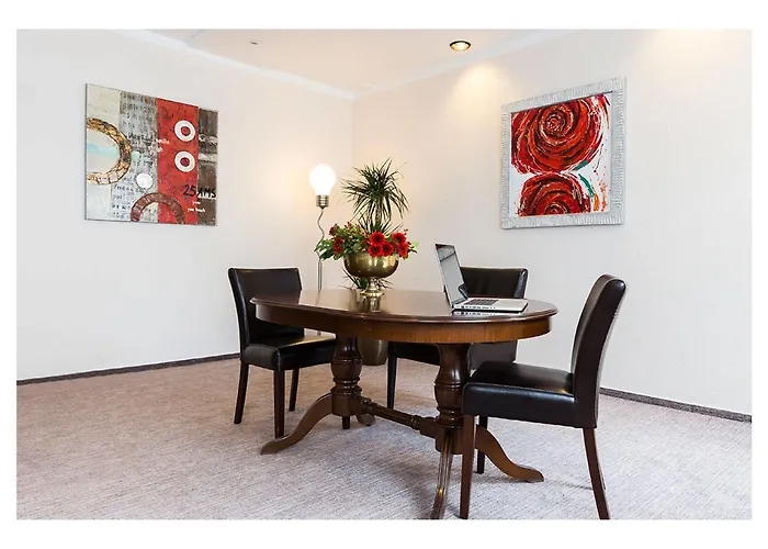 Koenigshof Hauptbahnhof Superior 3*