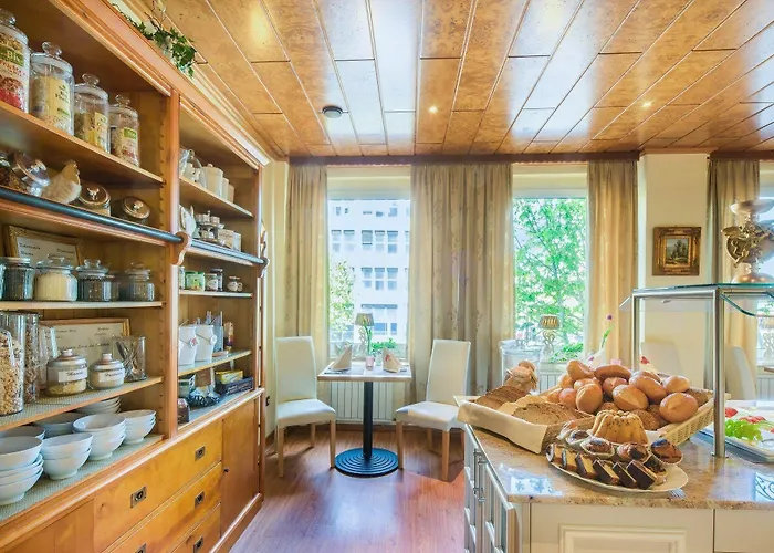 Koenigshof Hauptbahnhof Superior 3*